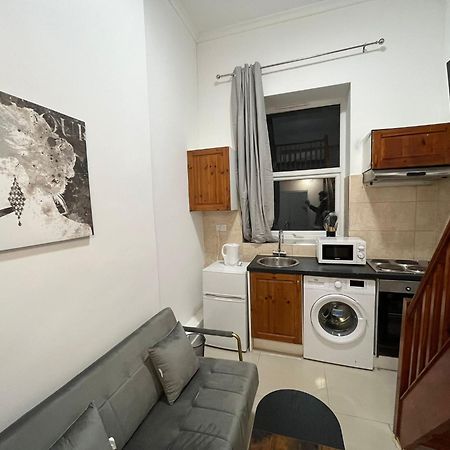 Modern Studios Queenspark Londres Habitación foto