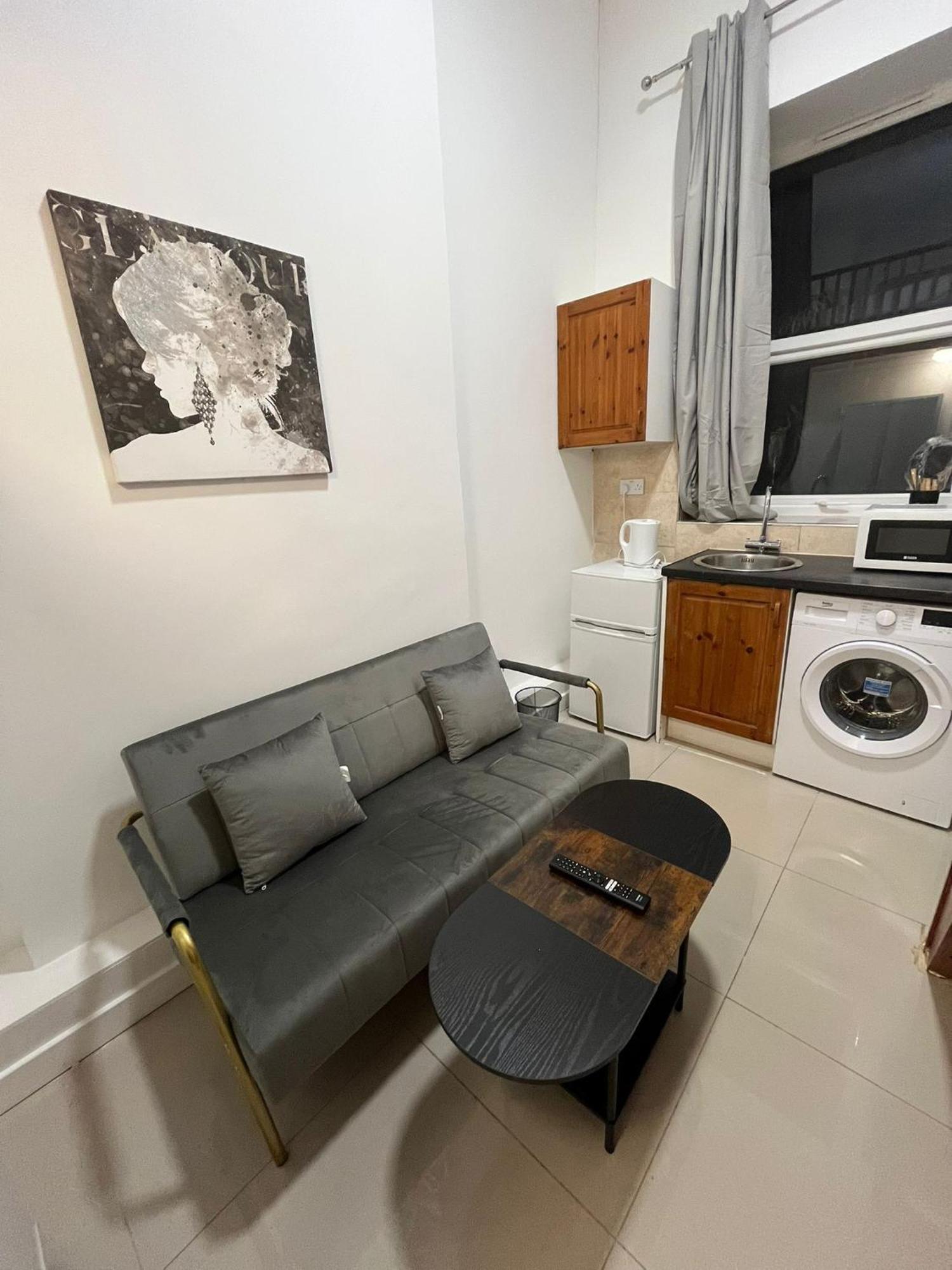 Modern Studios Queenspark Londres Habitación foto