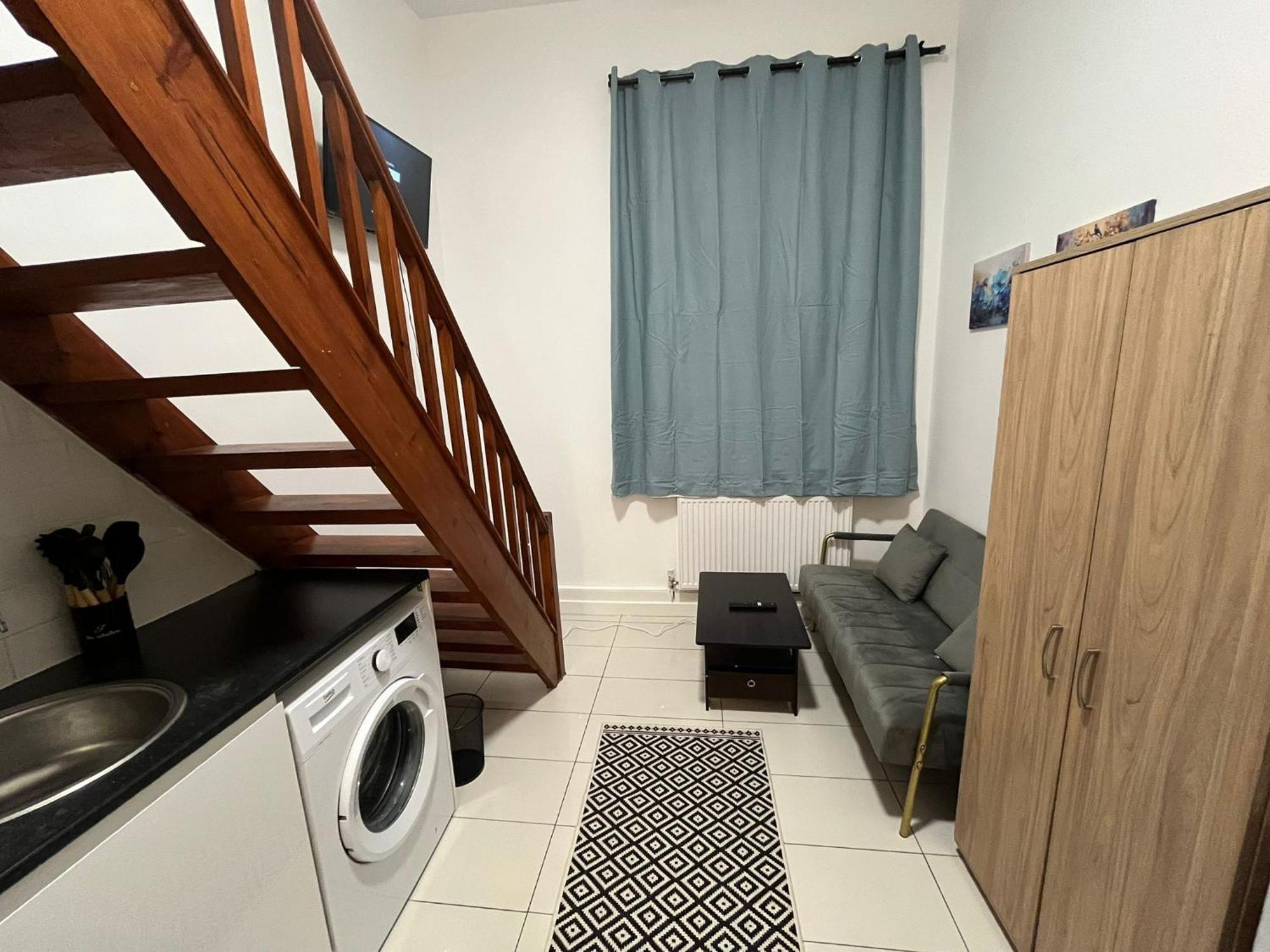 Modern Studios Queenspark Londres Habitación foto