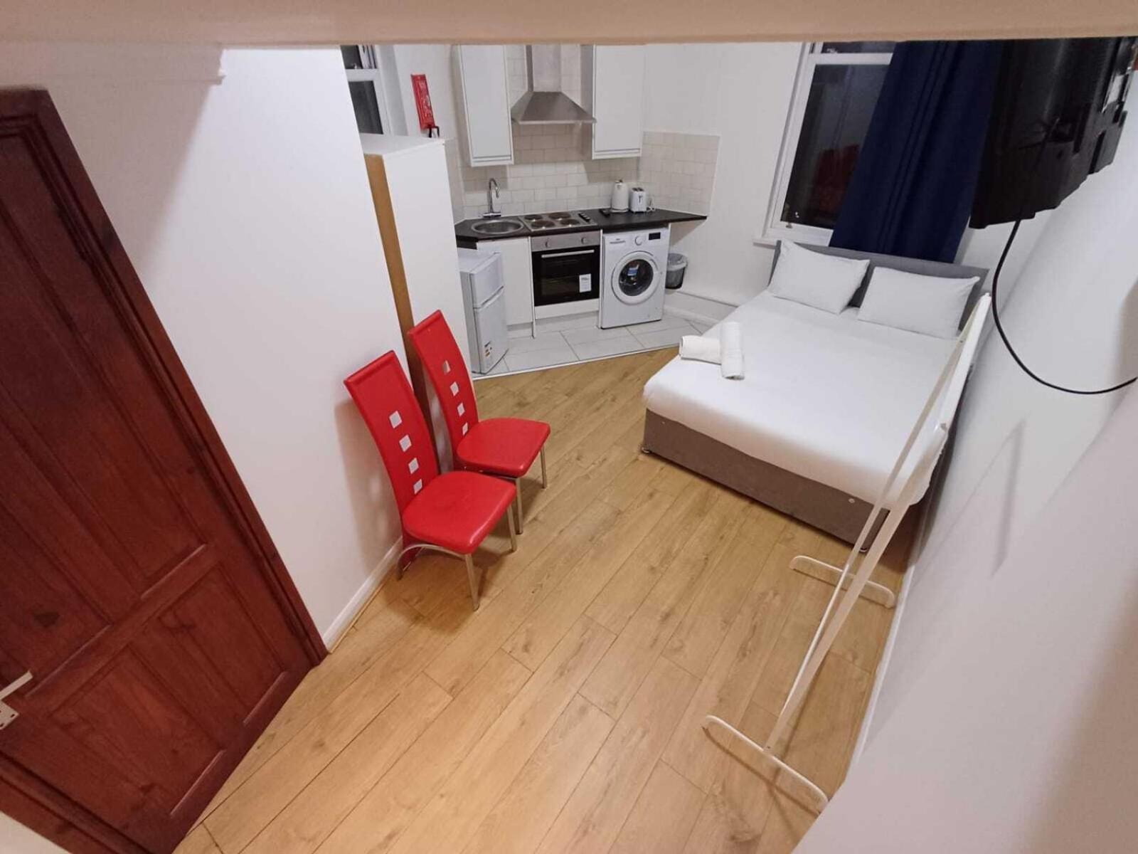Modern Studios Queenspark Londres Habitación foto