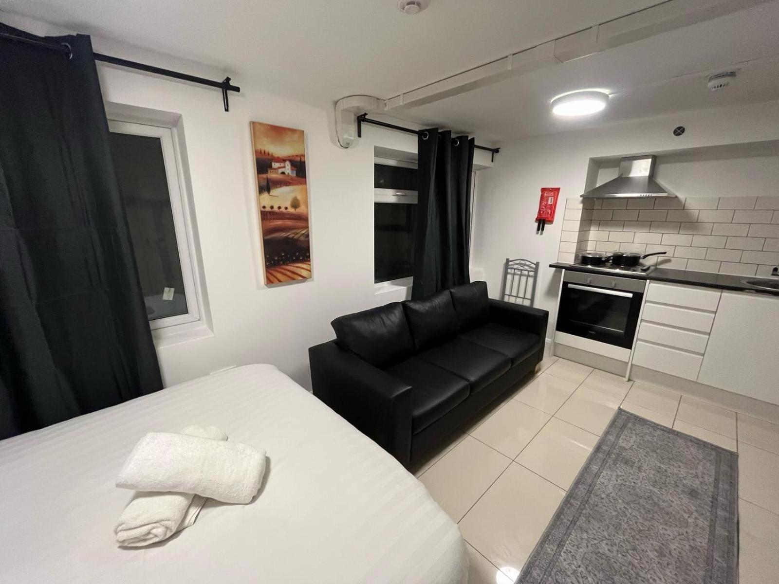 Modern Studios Queenspark Londres Habitación foto