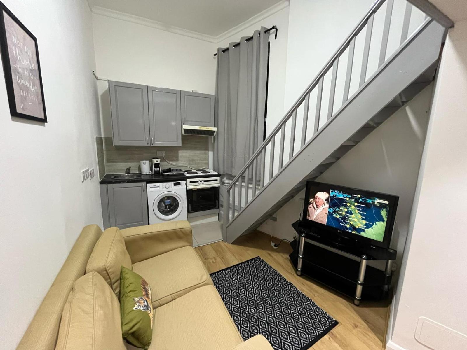 Modern Studios Queenspark Londres Habitación foto